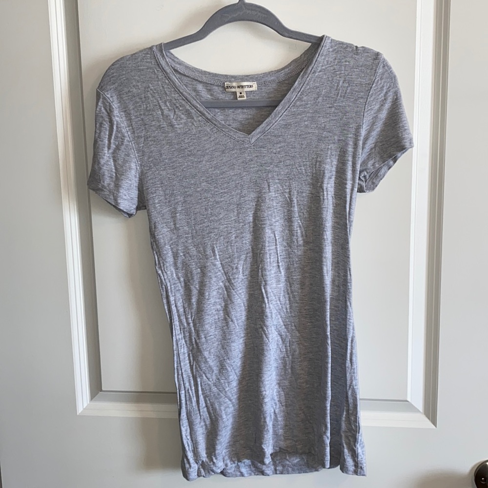 Slim fit V neck Tee Grey